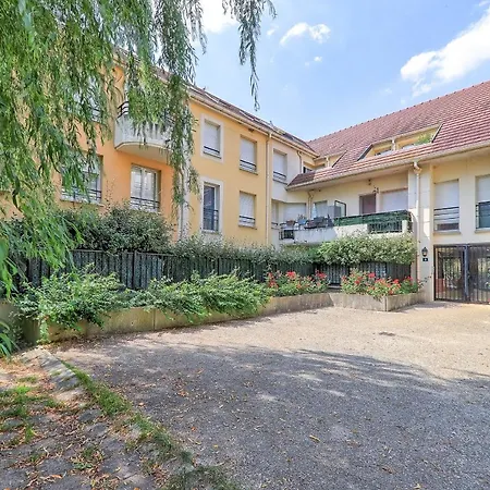 Amily Apartmán Serris